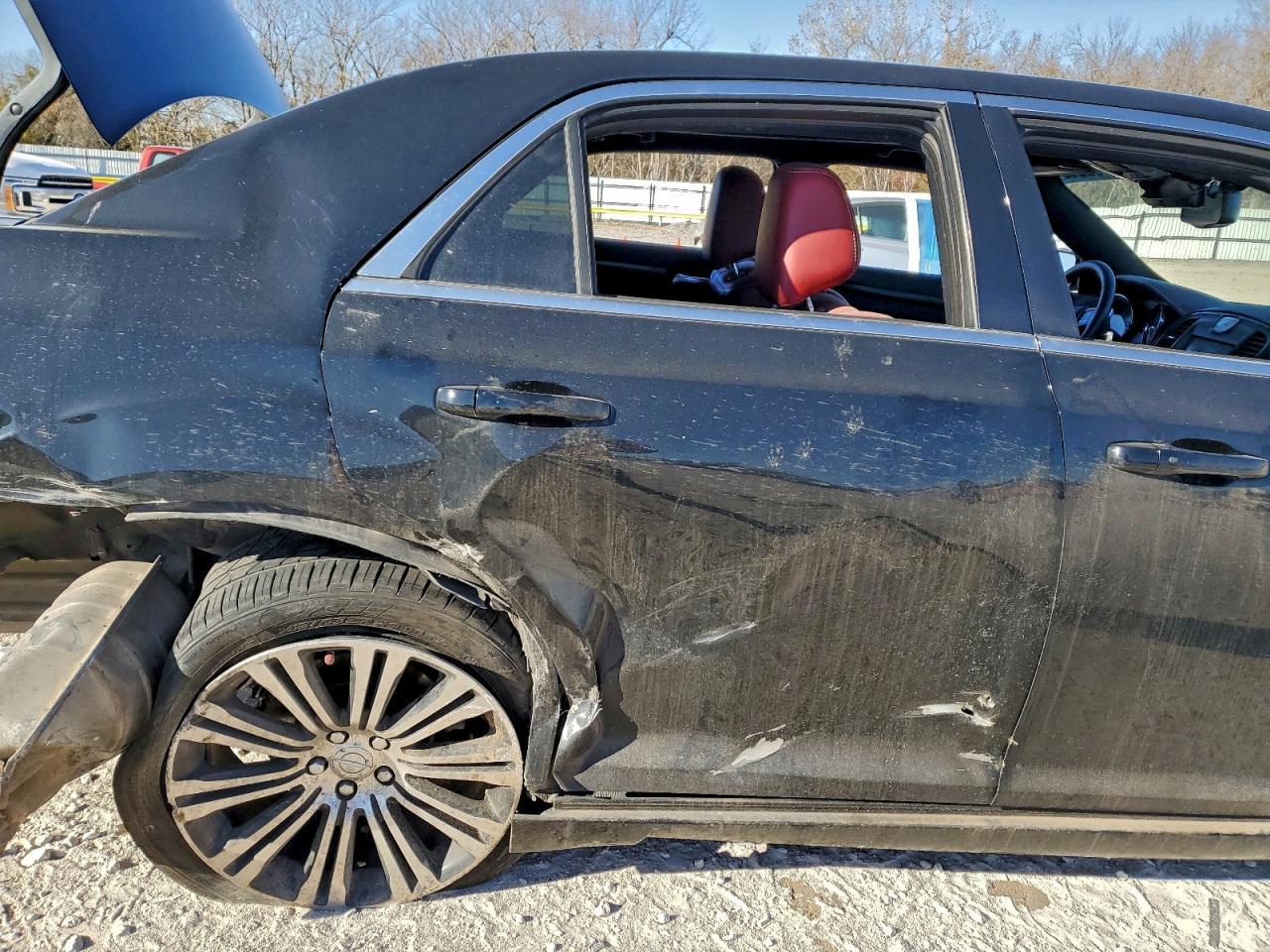 2013 Chrysler 300 s