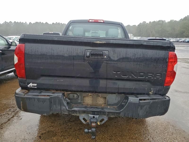 2017 Toyota Tundra Double cab sr