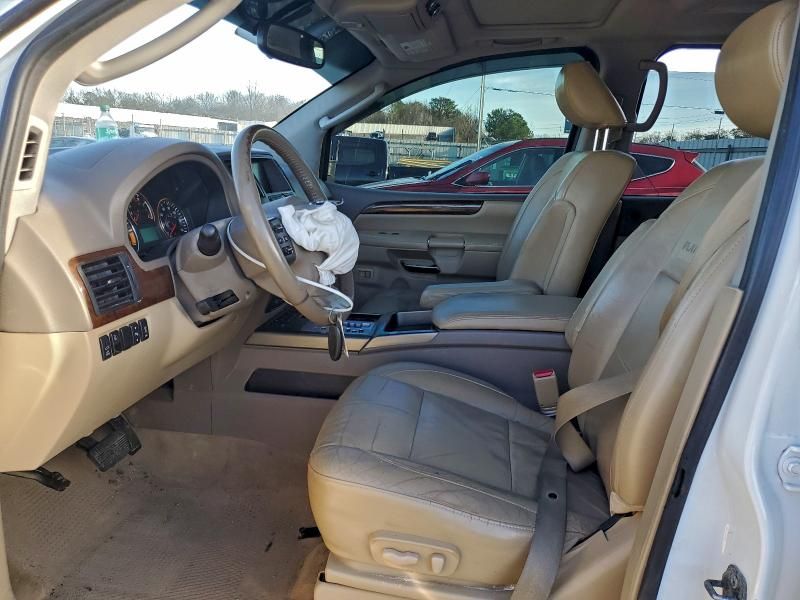 2012 Nissan Armada sv