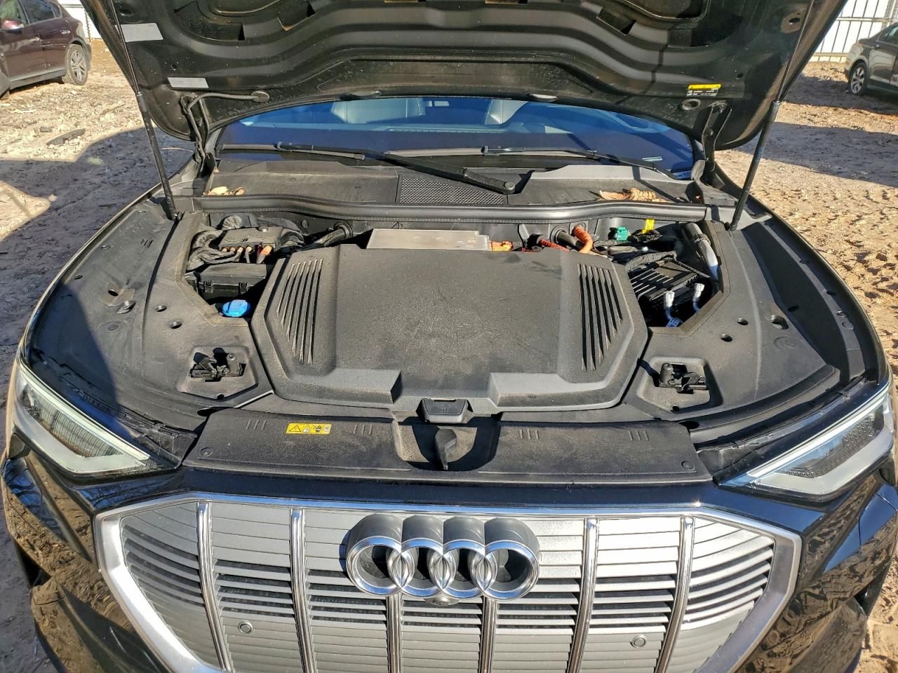 2019 Audi E-tron Prestige