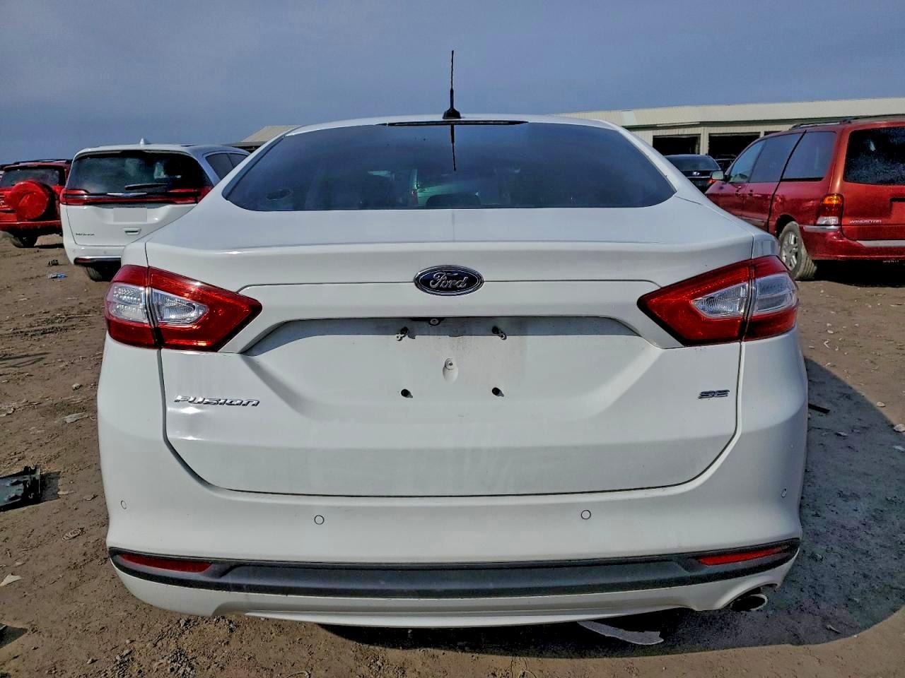 2016 Ford Fusion se