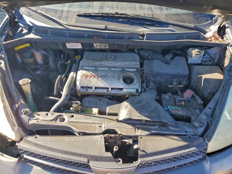 2004 Toyota Sienna ce