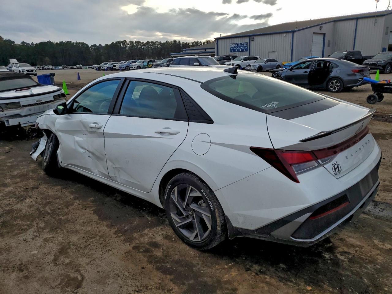 2025 Hyundai Elantra sel Sport