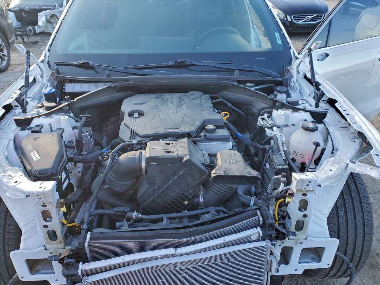 2023 Genesis Gv70 Base