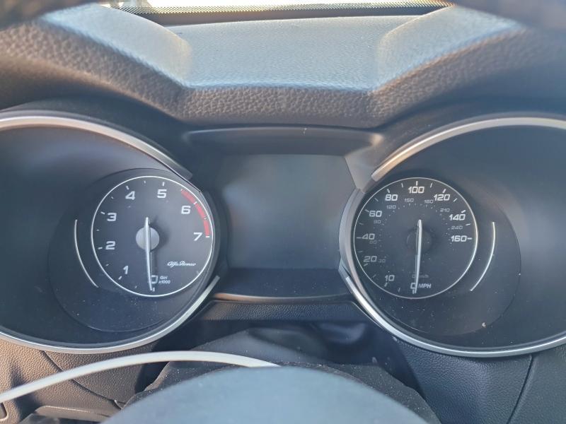 2018 Alfa Romeo Stelvio Sport