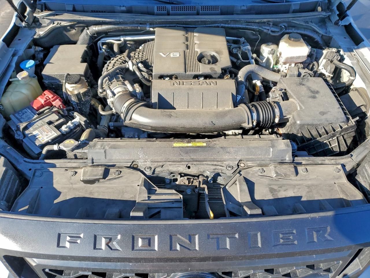 2023 Nissan Frontier s