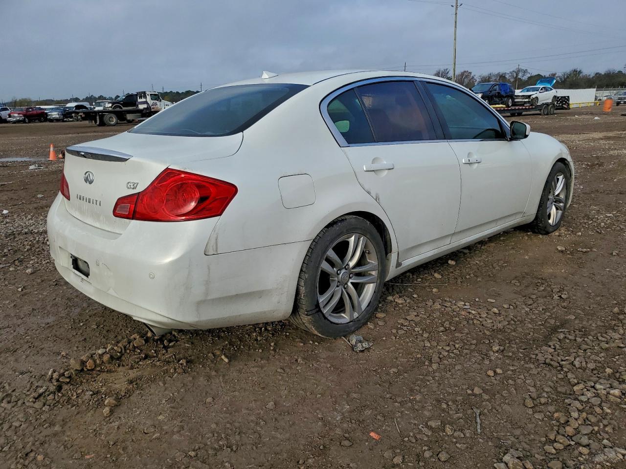 2011 Infiniti G37 Base