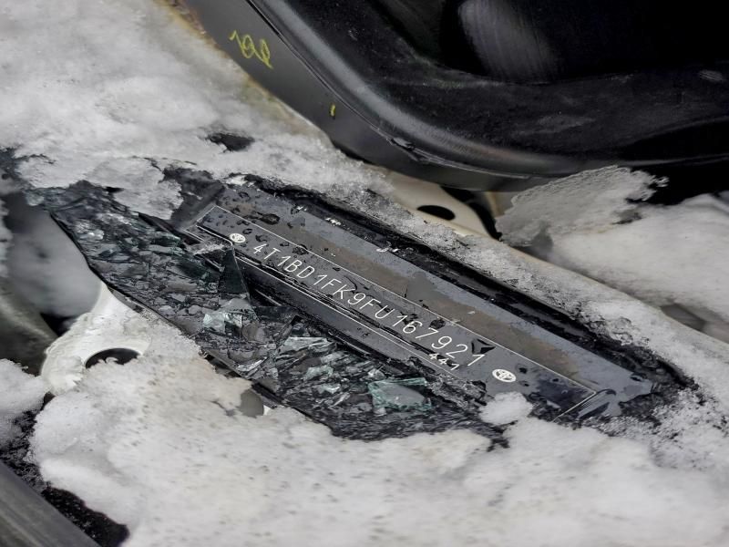 2015 Toyota Camry Hybrid