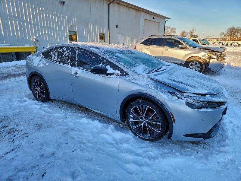 2023 Toyota Prius le