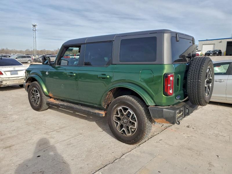2024 Ford Bronco Outer Banks