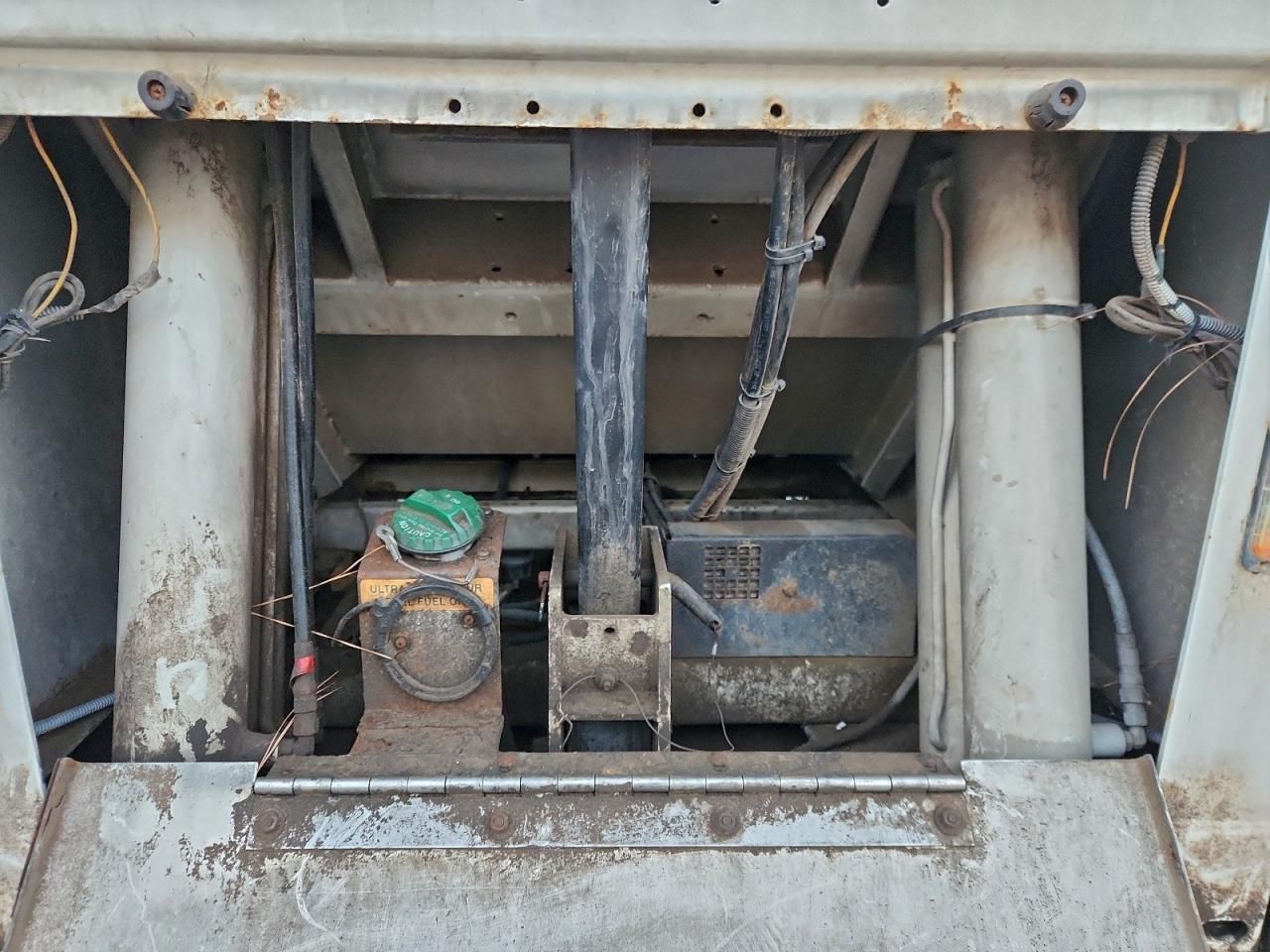 2007 Isuzu NQR Sweeper Truck