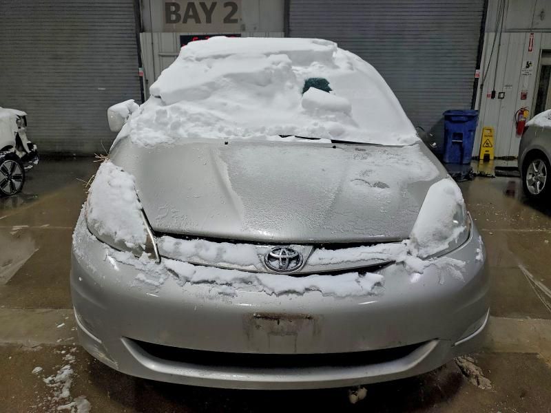 2008 Toyota Sienna xle