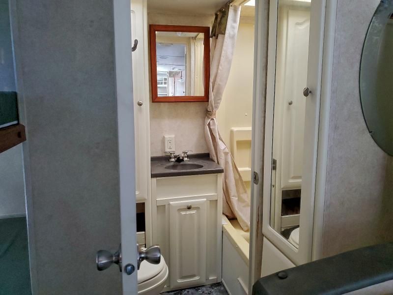 2005 Outback Travel Trailer