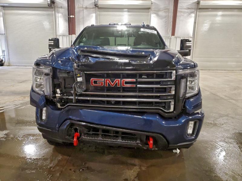 2022 GMC Sierra K2500 AT4