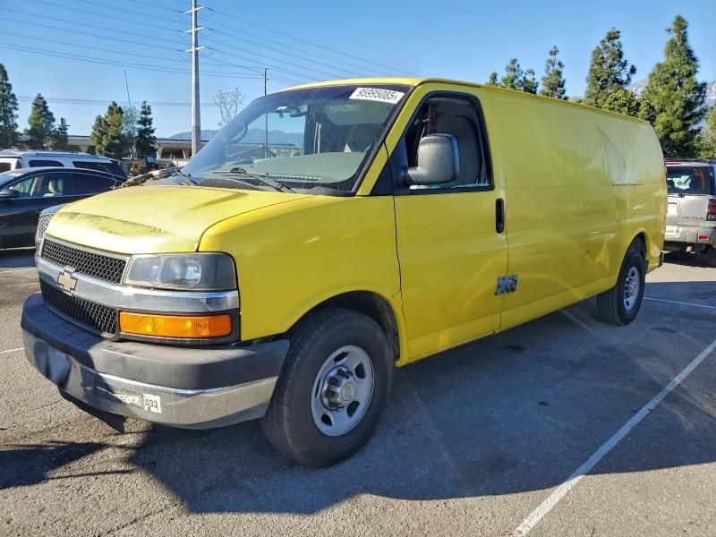 2013 Chevrolet Express 2500 Delivery van