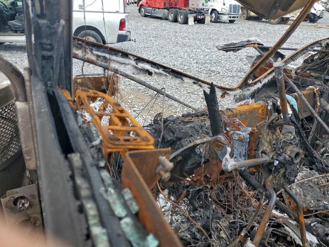 2020 Peterbilt 389 Semi Truck