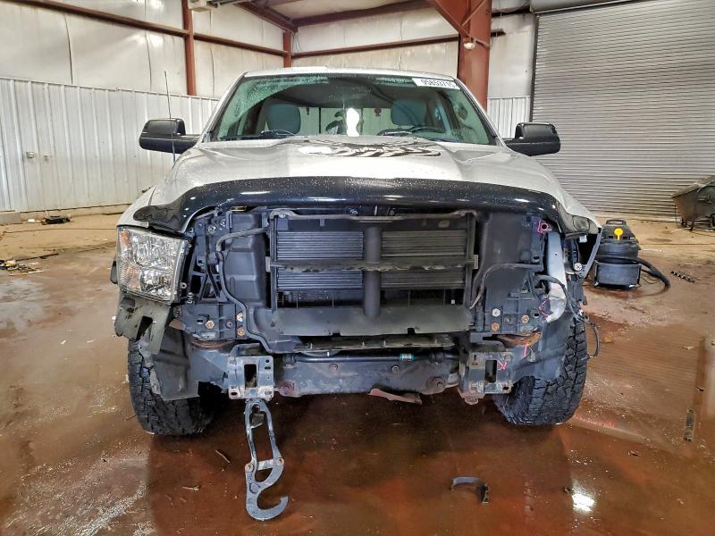 2015 Dodge Ram 1500 slt