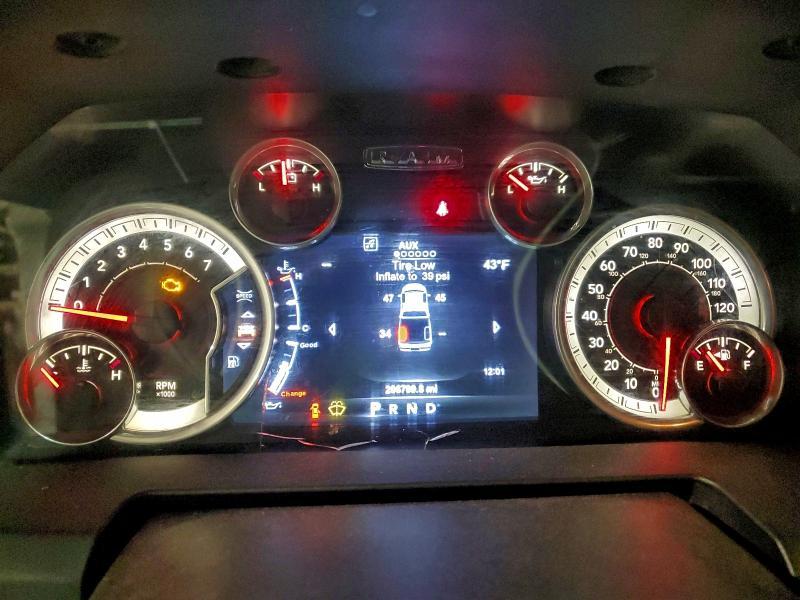 2015 Dodge Ram 1500 slt