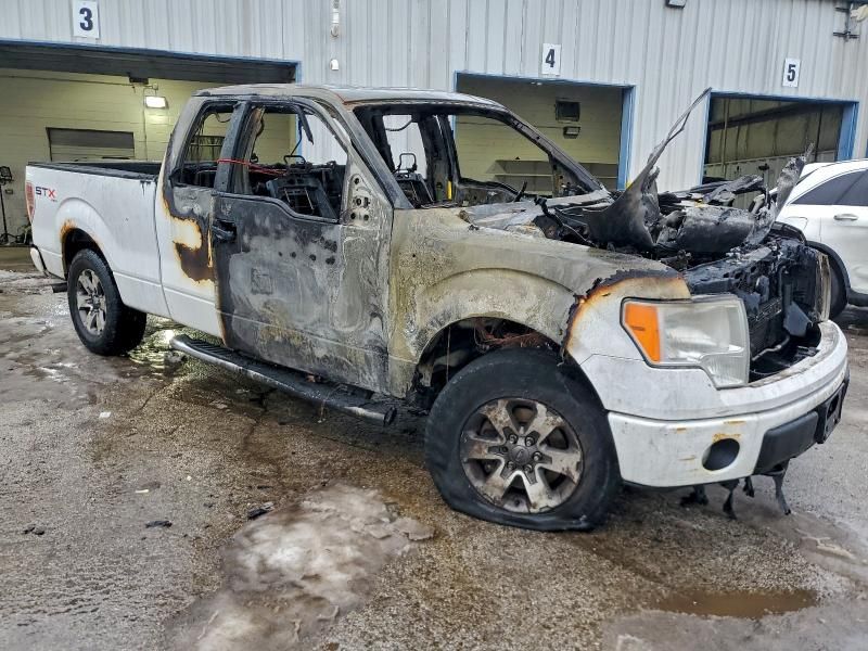 2013 Ford F150 Super cab
