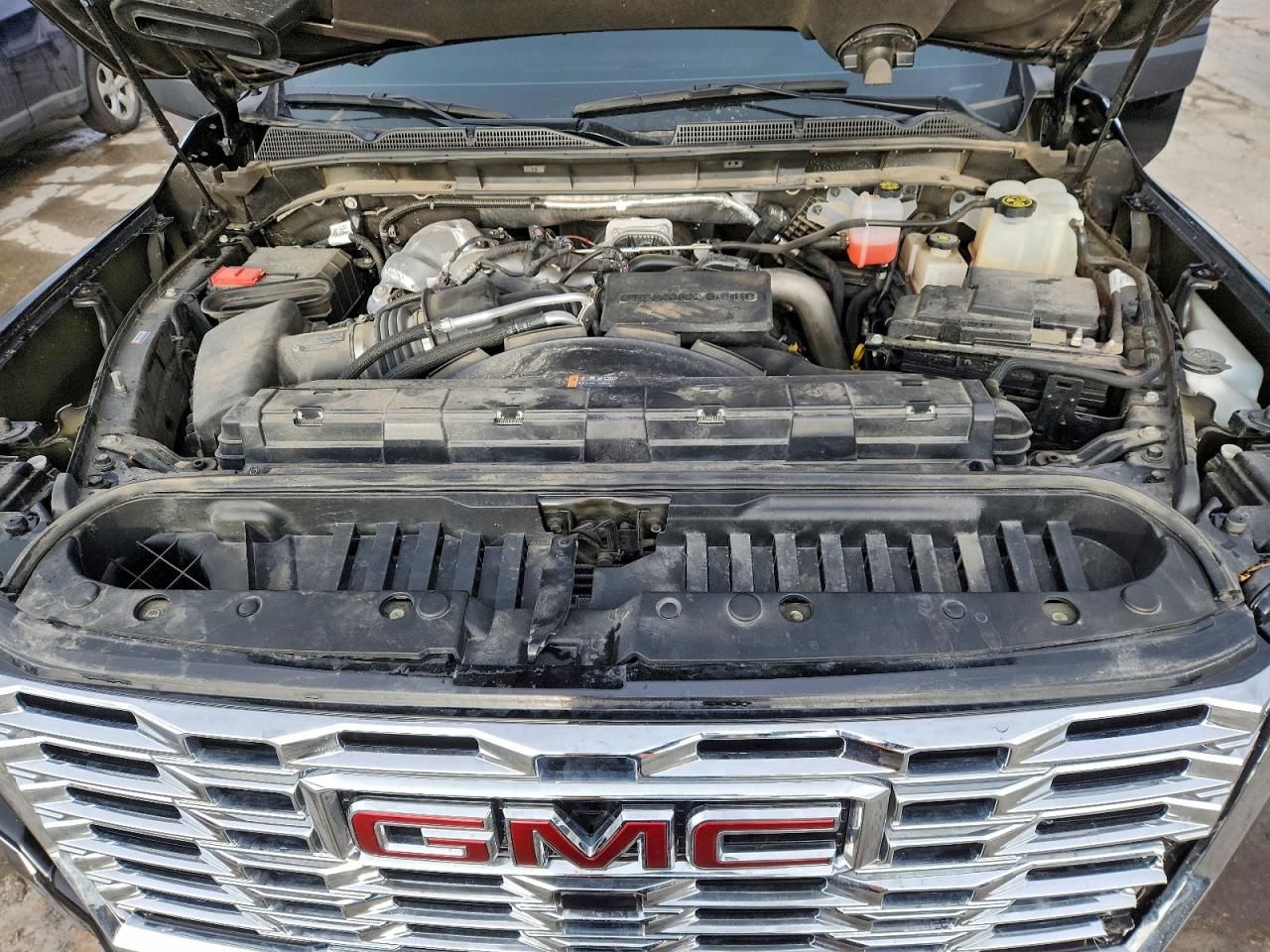 2024 GMC Sierra K2500 Denali