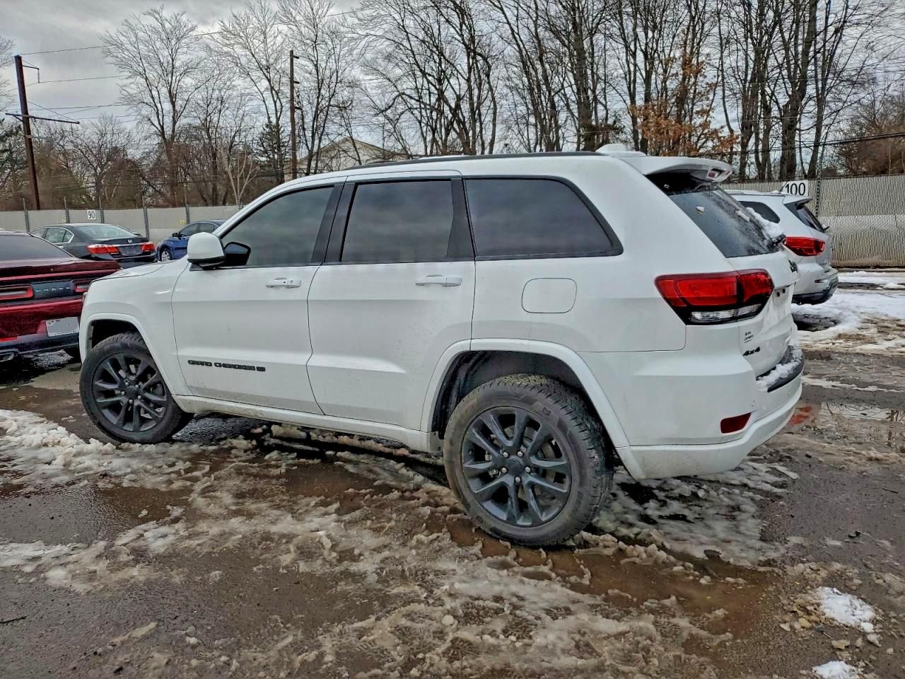 2022 Jeep Grand Cherokee Laredo e