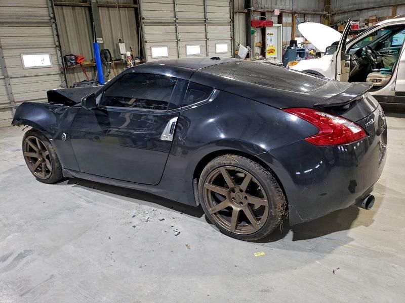 2014 Nissan 370z Base