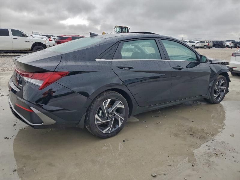 2025 Hyundai Elantra Limited