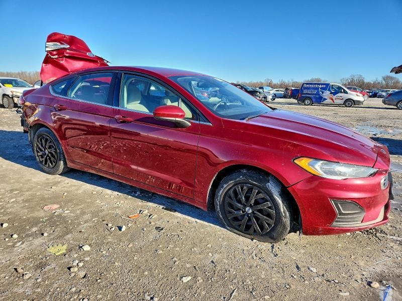 2019 Ford Fusion s
