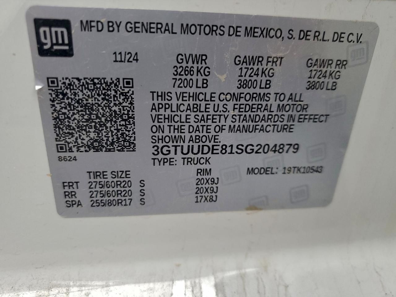 2025 GMC Sierra K1500 slt