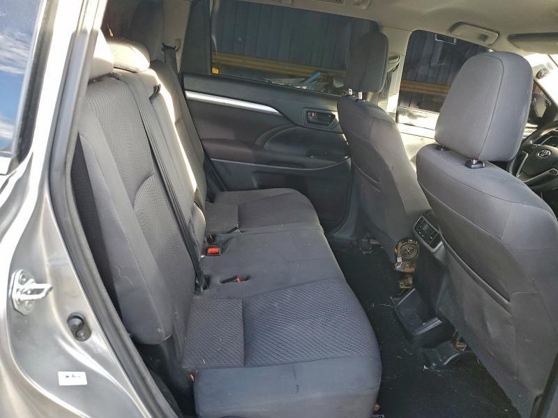 2016 Toyota Highlander le