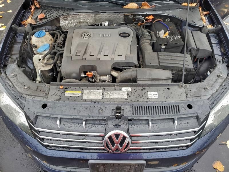 2013 Volkswagen Passat se