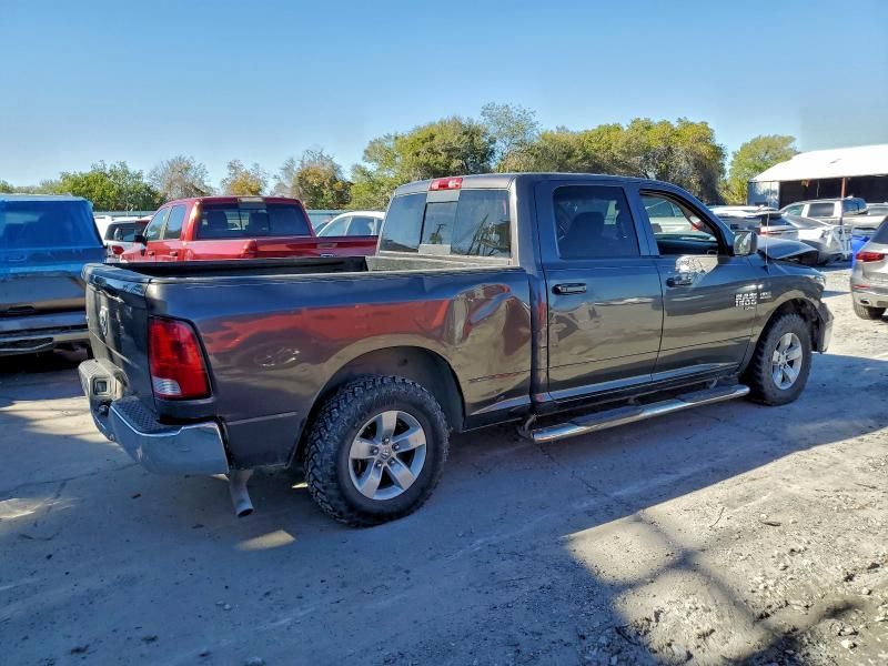2020 Dodge Ram 1500 Classic slt