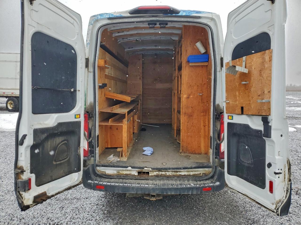 2018 Ford Transit T-250