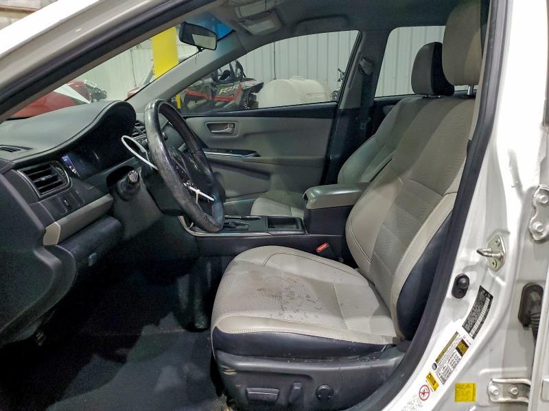 2016 Toyota Camry se
