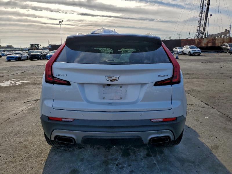 2020 Cadillac XT4 Premium Luxury