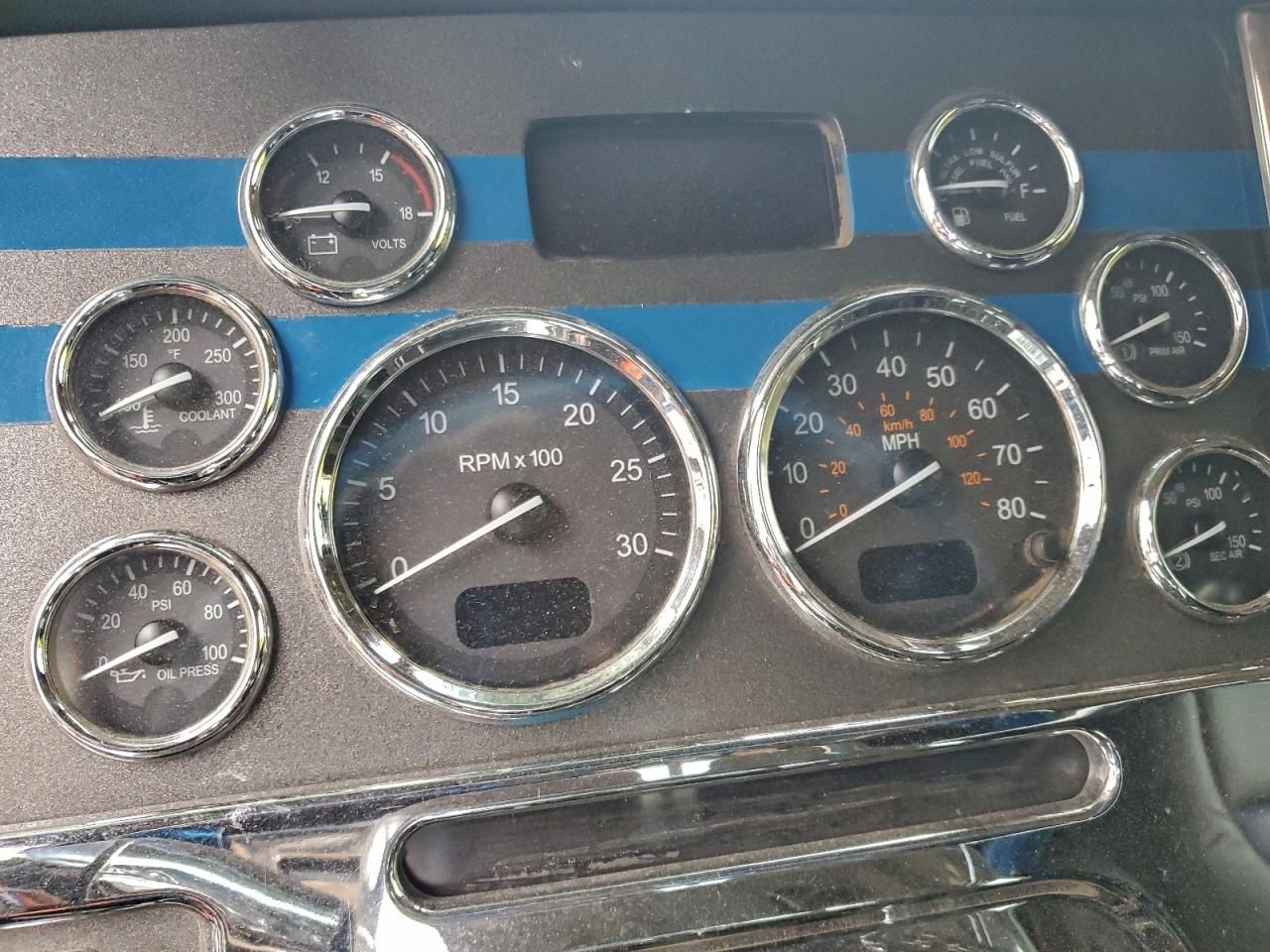 2011 Peterbilt 389 Semi Truck