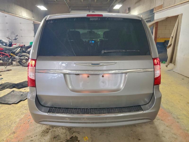 2016 Chrysler Town & Country Touring