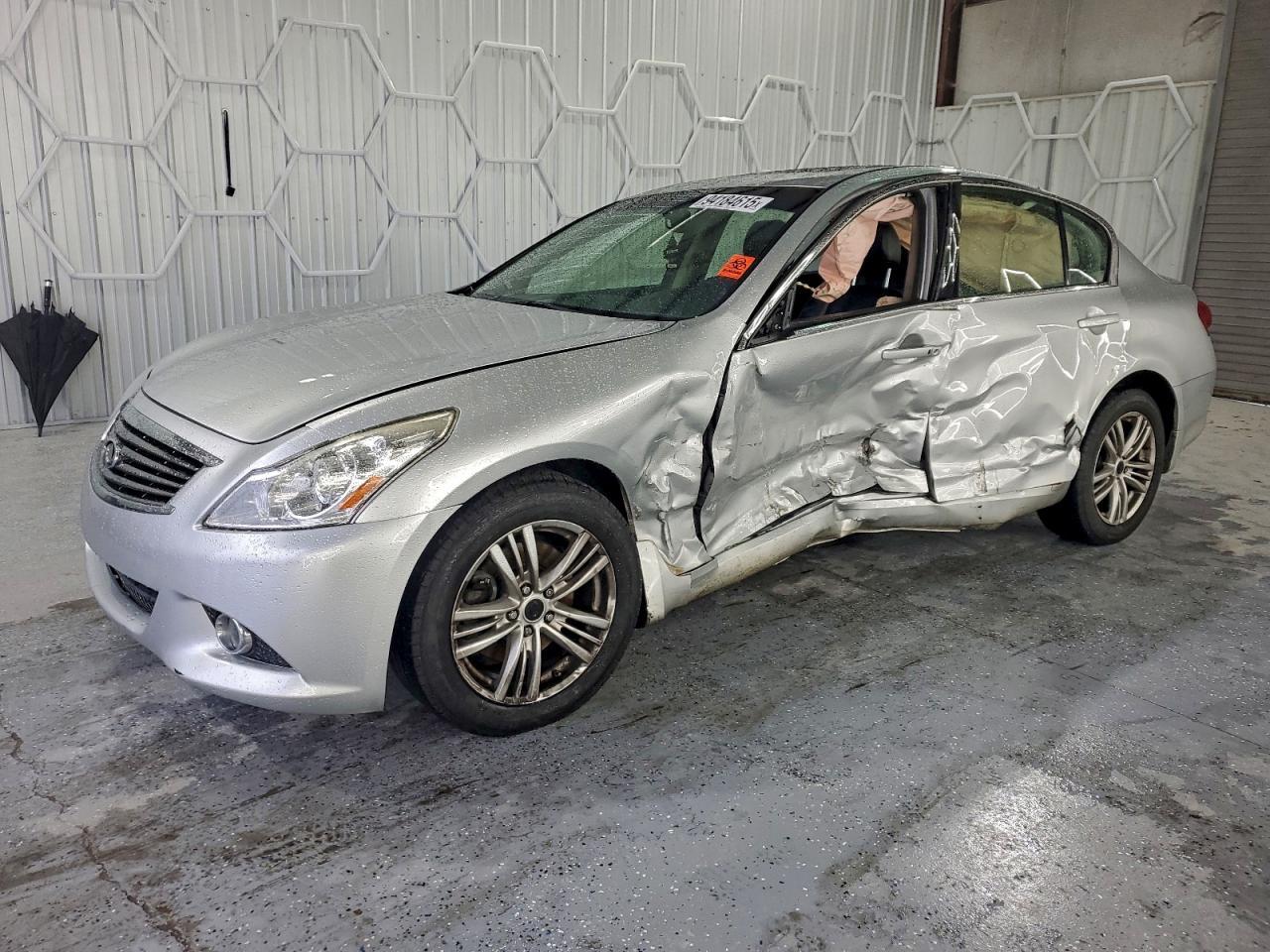 2011 Infinity G37 Sedan x