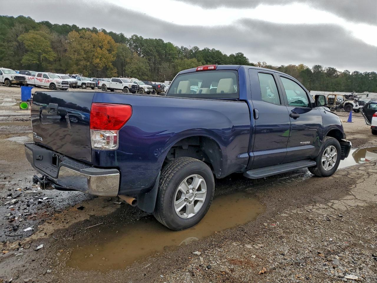 2013 Toyota Tundra Double Cab SR5