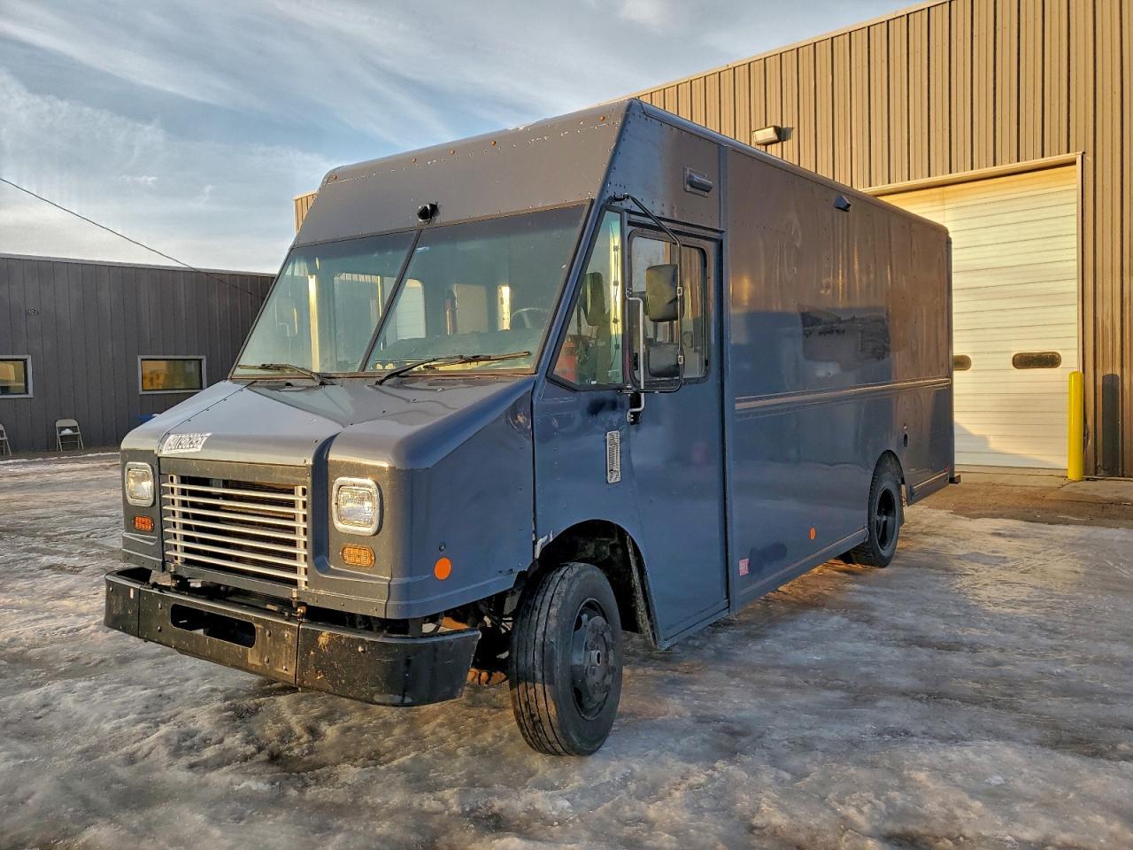 2020 Freightliner MT 45G Delivery Truck