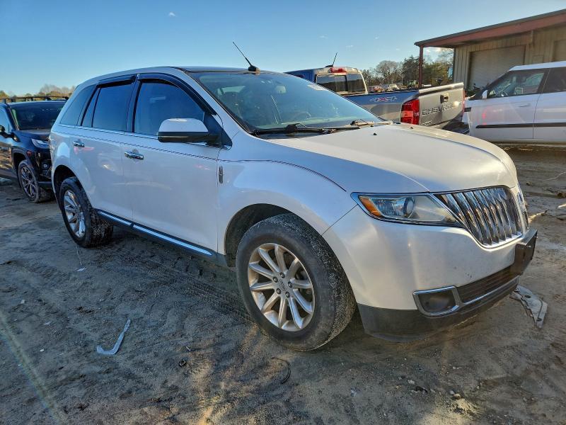 2013 Lincoln Townhouse MKX