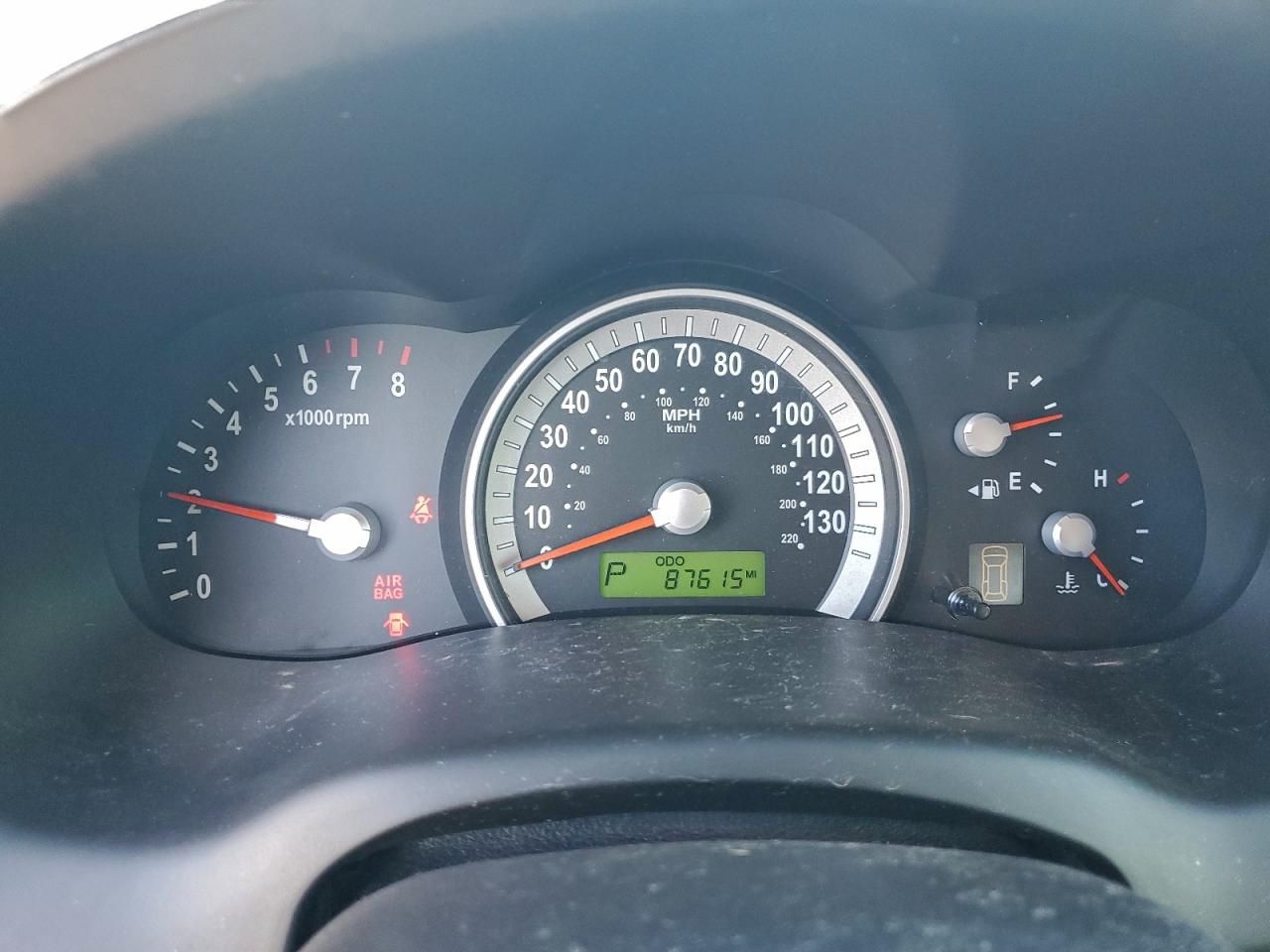 2008 Hyundai Entourage gls