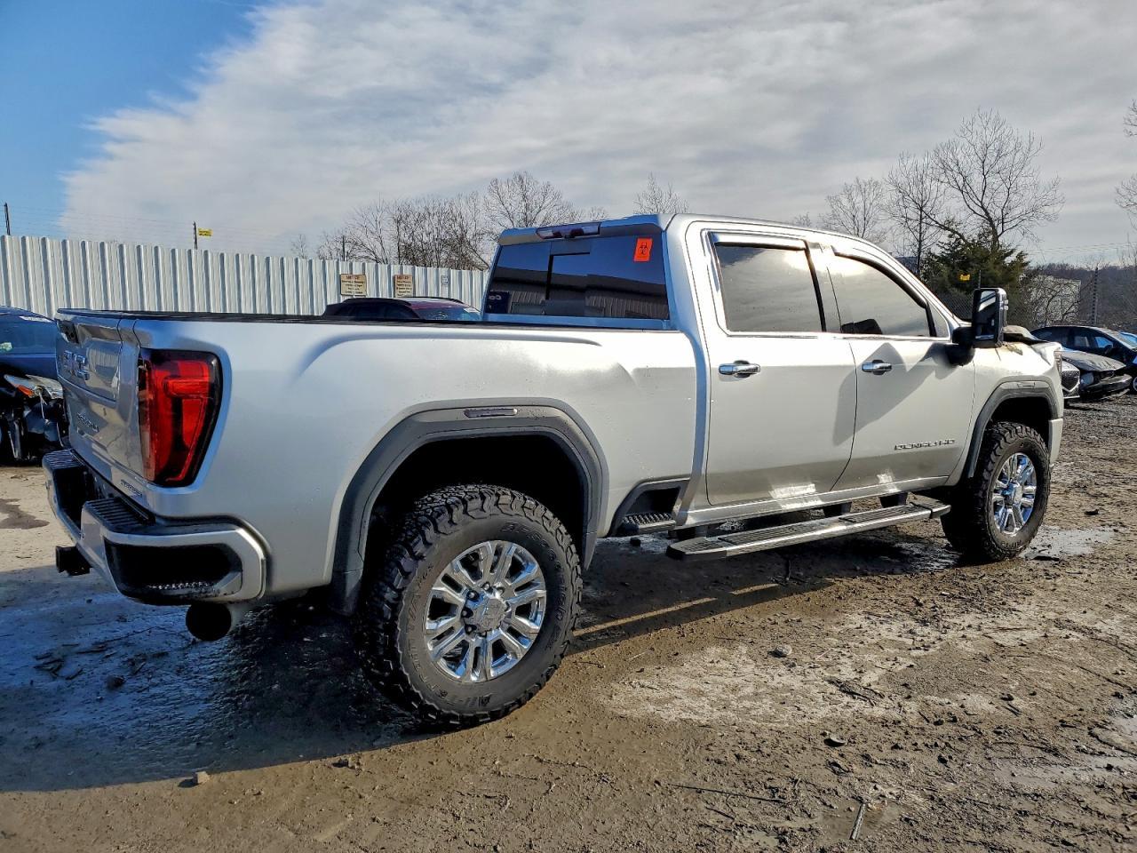 2020 GMC Sierra K2500 Denali