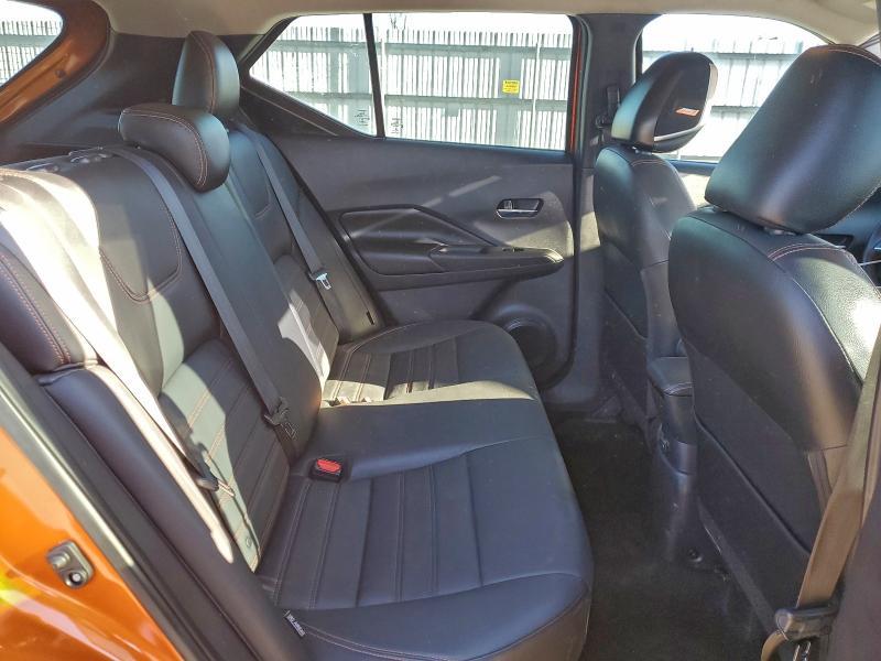 2020 Nissan Kicks sr