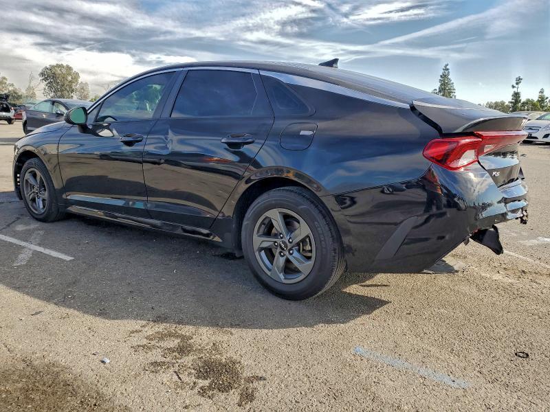 2022 KIA K5 lx