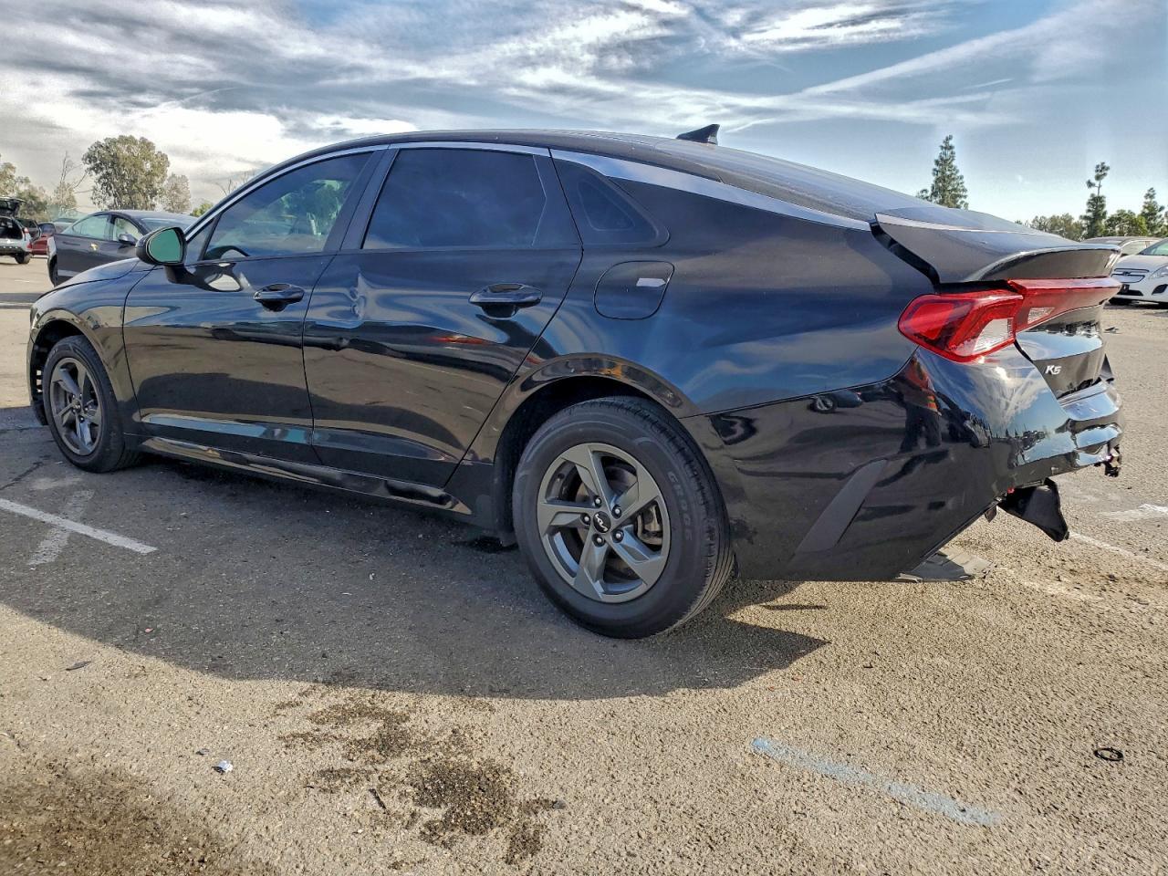 2022 KIA K5 lx