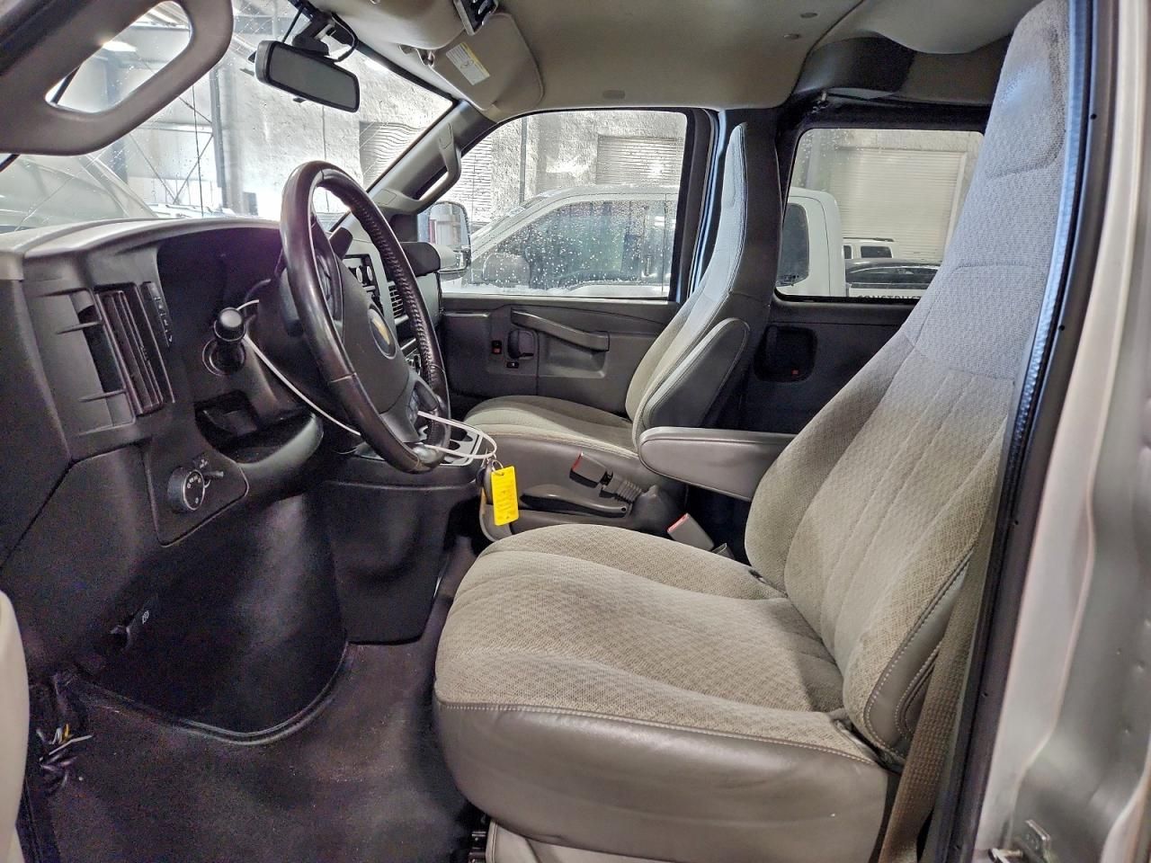 2020 Chevrolet Express G3500 LS