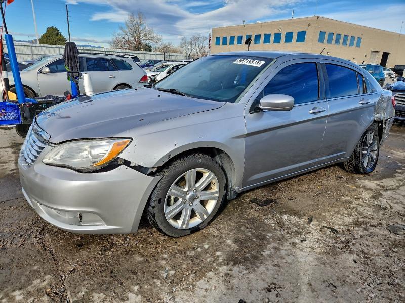 2013 Chrysler 200 Touring