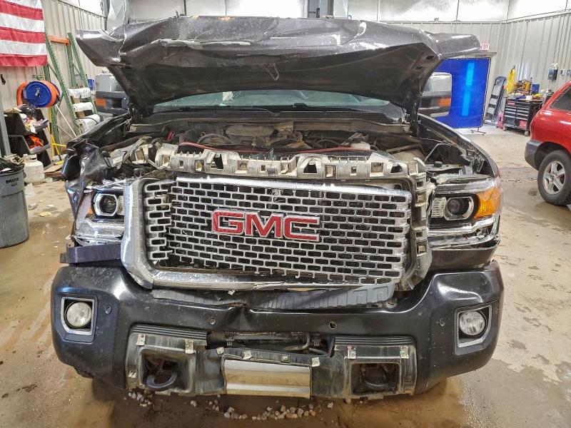 2015 GMC Sierra K2500 Denali
