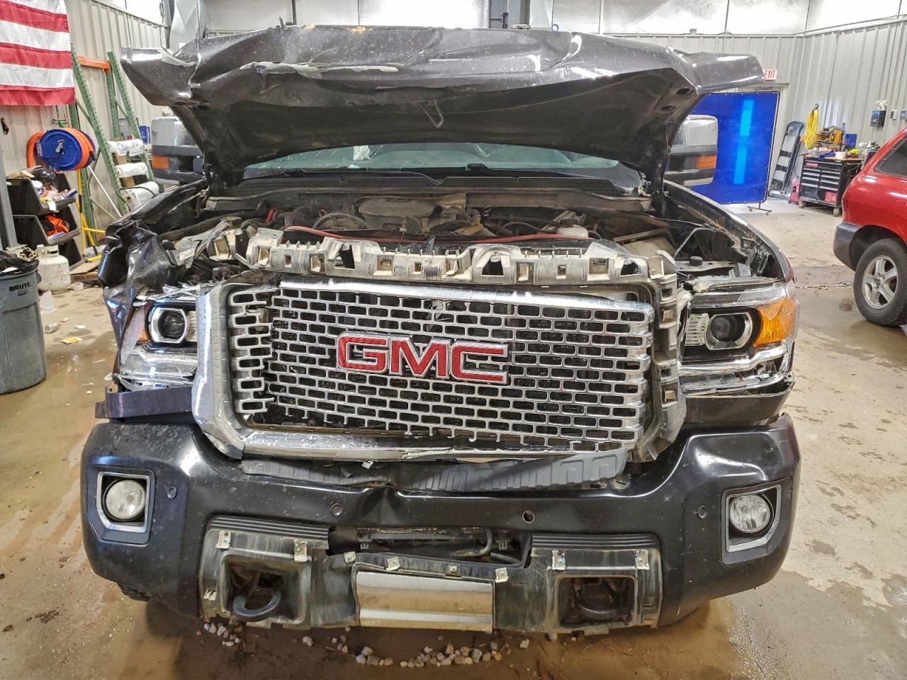 2015 GMC Sierra K2500 Denali